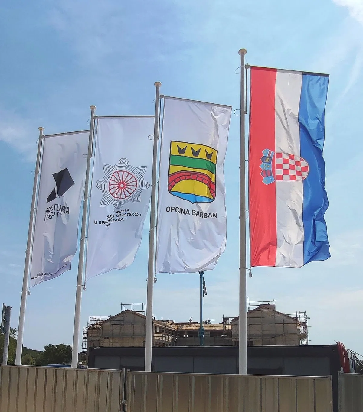 04. Europski romski kulturno-sportski centar (Durmax)